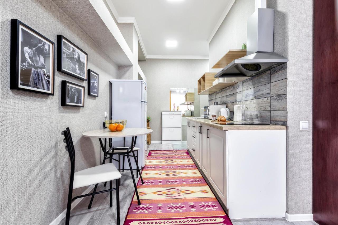 Cosy flat in the city center อัสตานา ภายนอก รูปภาพ