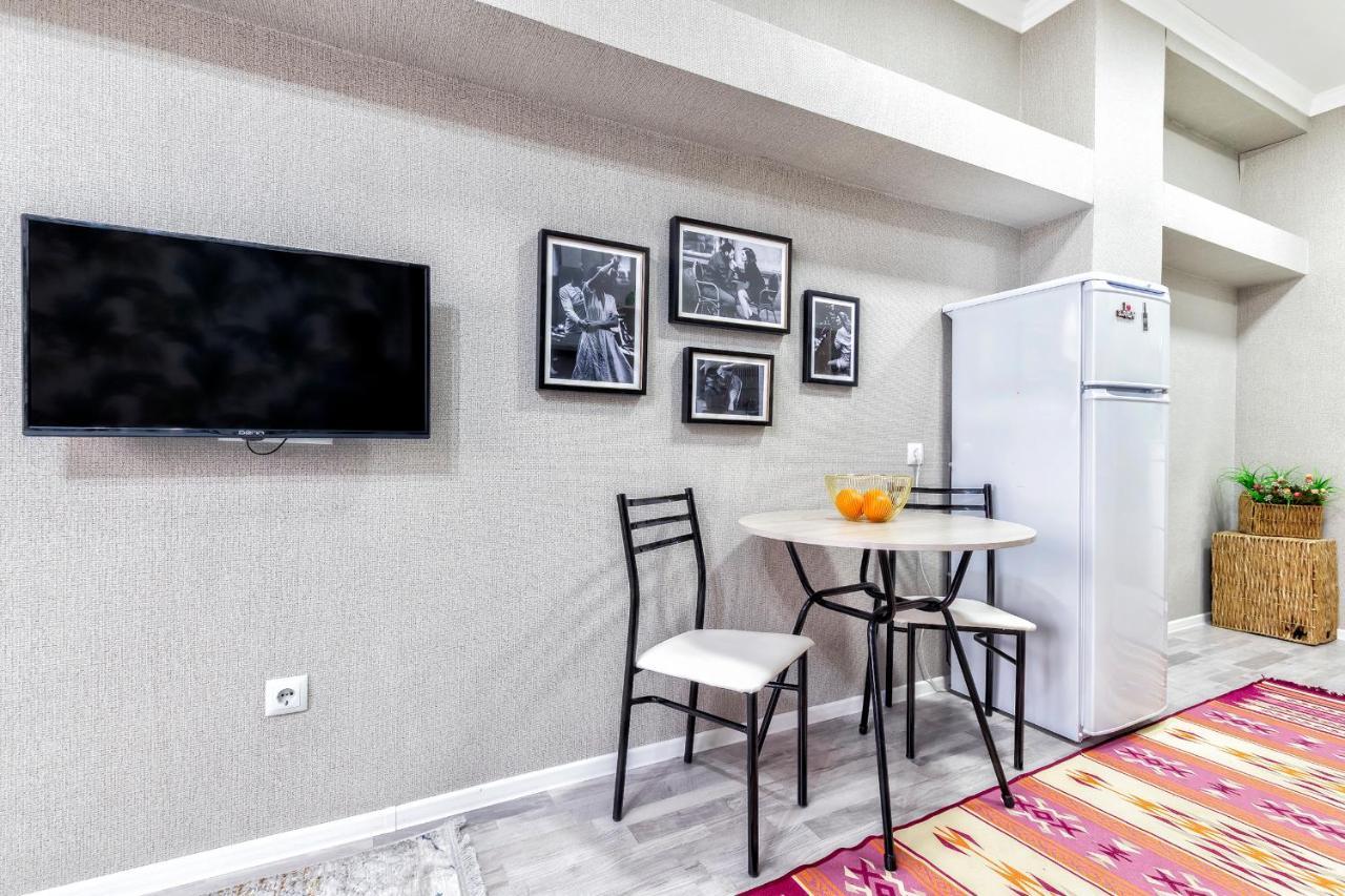 Cosy flat in the city center อัสตานา ภายนอก รูปภาพ